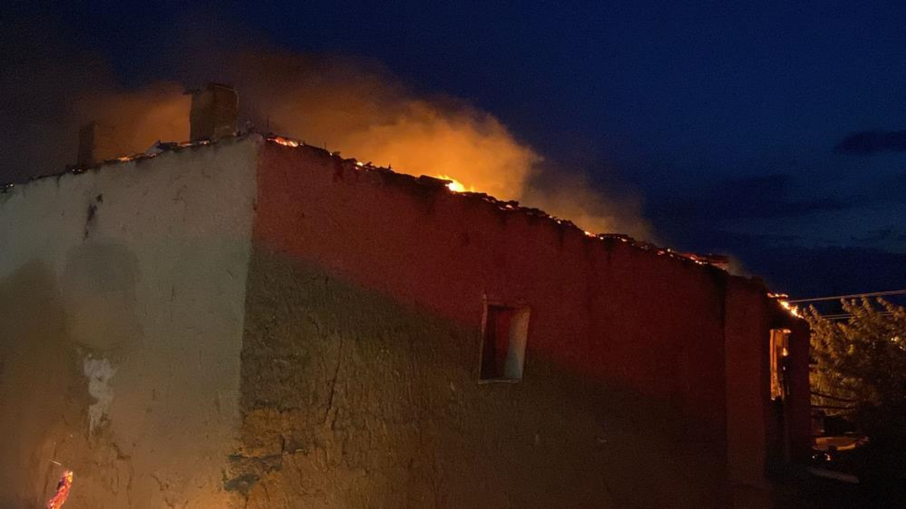 Yozgat’ta gece yarısı yangın paniği