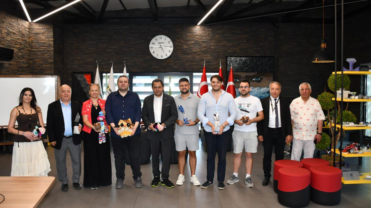 Sincan’da 'Sıfır Atık' bilinci uluslararası boyuta taşındı! Bulgaristan’dan gelen gençler, örnek uygulamaları yerinde inceledi