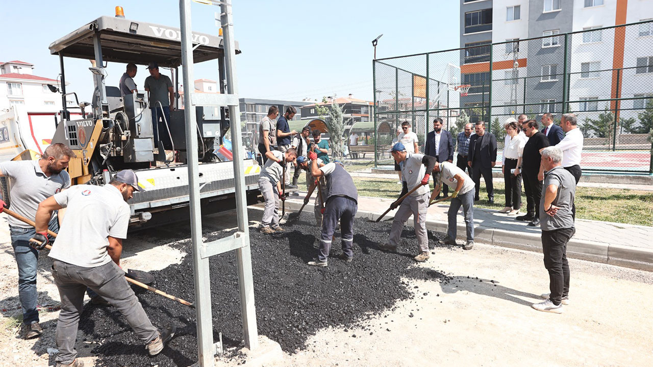 Sincan’da asfalt hamlesi! Güvenli ve konforlu ulaşım hedefleniyor