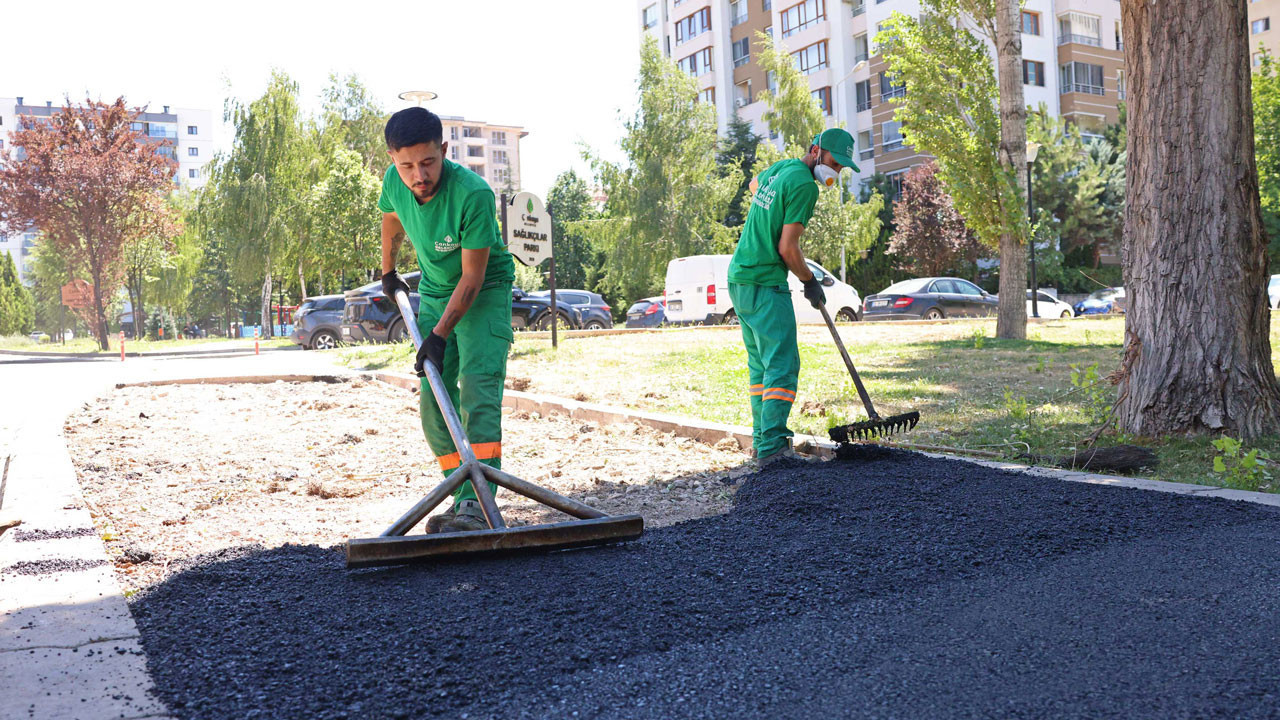 Çankaya ve Altındağ’da asfalt çalışmaları hızla devam ediyor