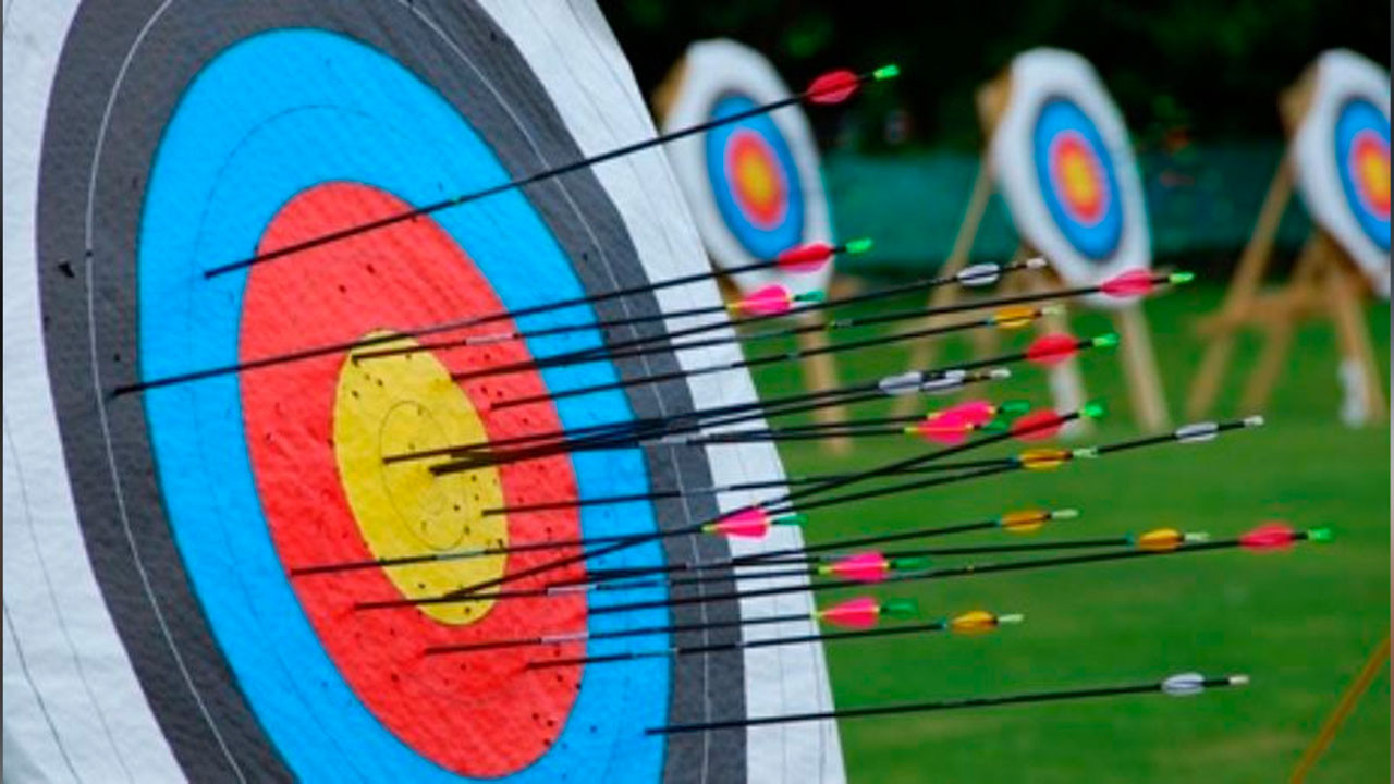 Sincan’da çocuklar, geleneksel ata sporunu öğreniyor