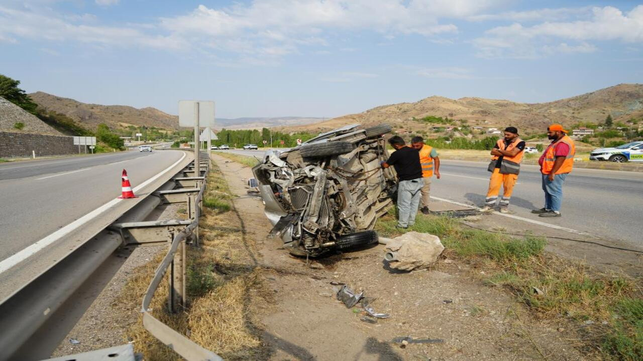 Kırıkkale’de cenaze yolunda ölümlü kaza