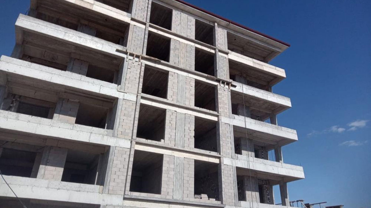 Beypazarı'nda inşaattan düşen usta öldü!