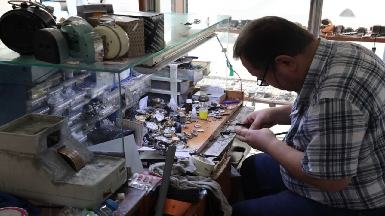 Kırşehir’de saat ustaları çırak bulamıyor, meslek unutulmaya yüz tutmak üzere