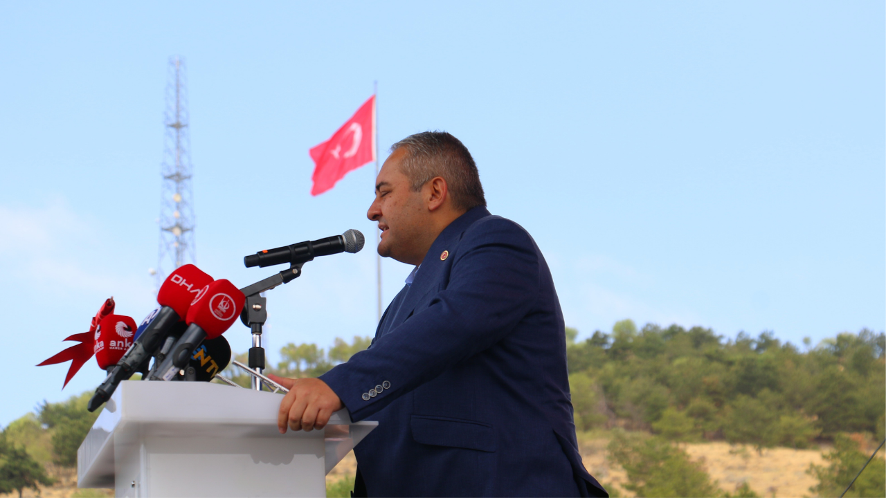 Mesut Özarslan: "Mindere giden sporcular karakucak harmanlarından geçiyor"