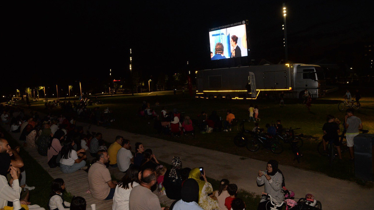 Kahramankazan’da yıldızların altında sinema keyfi!