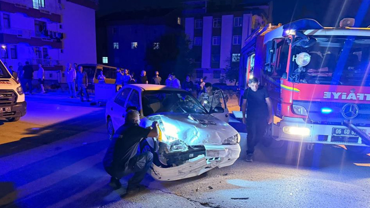 Polatlı’da feci kaza! Araç devrildi, diğeri hurdaya döndü!