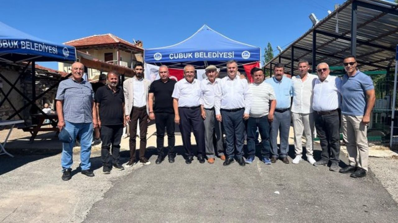 Çubuk Sarıkoz Mahallesinde aşure programı dayanışma içinde gerçekleşti