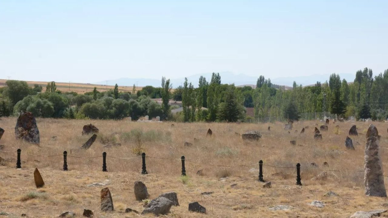 Altı şehidin mezarı bir asır sonra Haymana'da bulundu