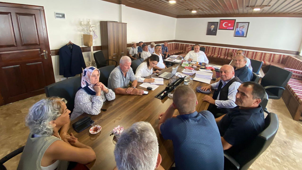 Nallıhan’da muhtarlarla yatırım ve ihtiyaçlar görüşüldü