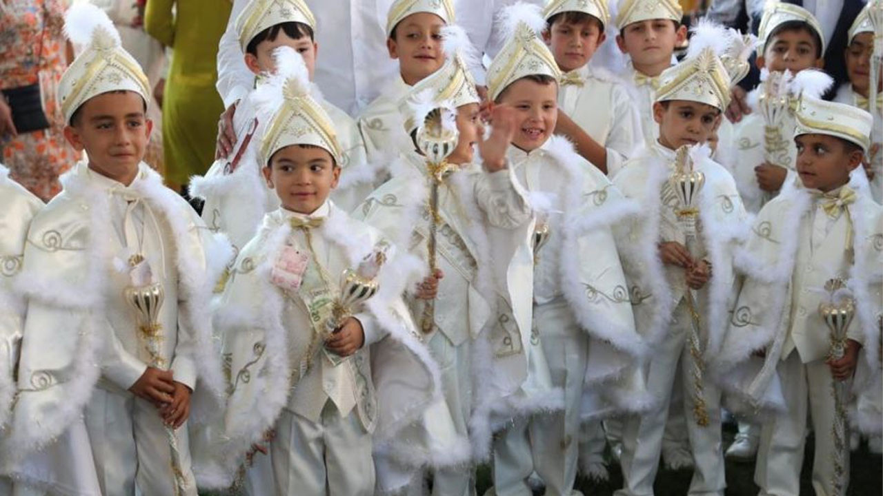 Gelenek bozulmadı: Kızılcahamam’da toplu sünnet heyecanı