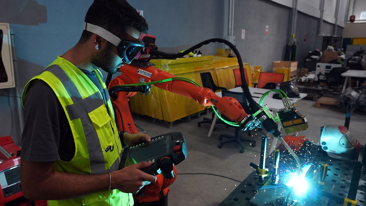 Türk Savunma Sanayisinde robotik dönüşüm: INTECRO’dan yenilikçi üretim çözümleri