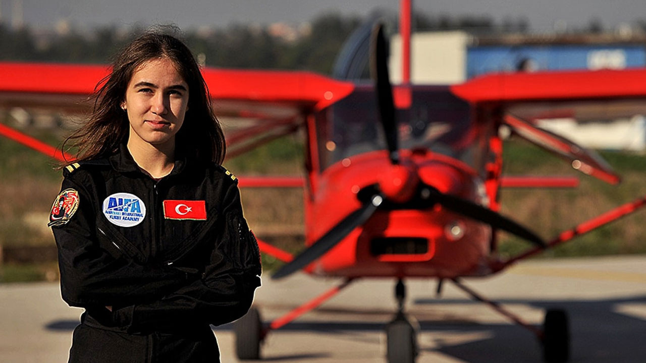 Defne Özcan kimdir? Kaç yaşında ve nereli?