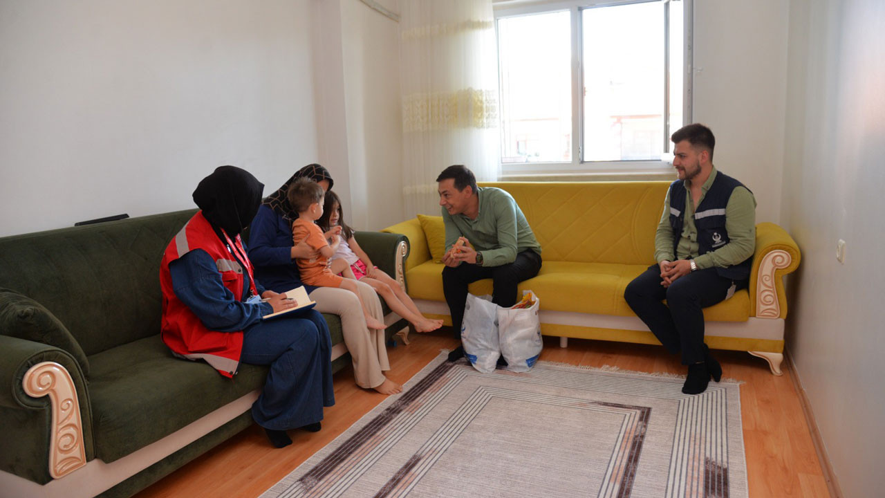 Kahramankazan’da öksüz ve yetim çocuklara moral desteği