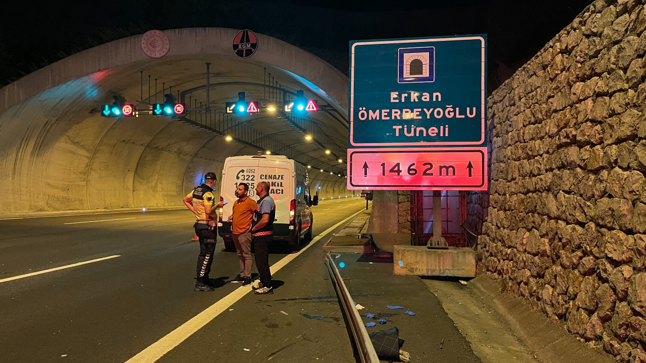 Kuzey Marmara Otoyolu Ankara yönünde giden otomobilin çarptığı yaya hayatını kaybetti