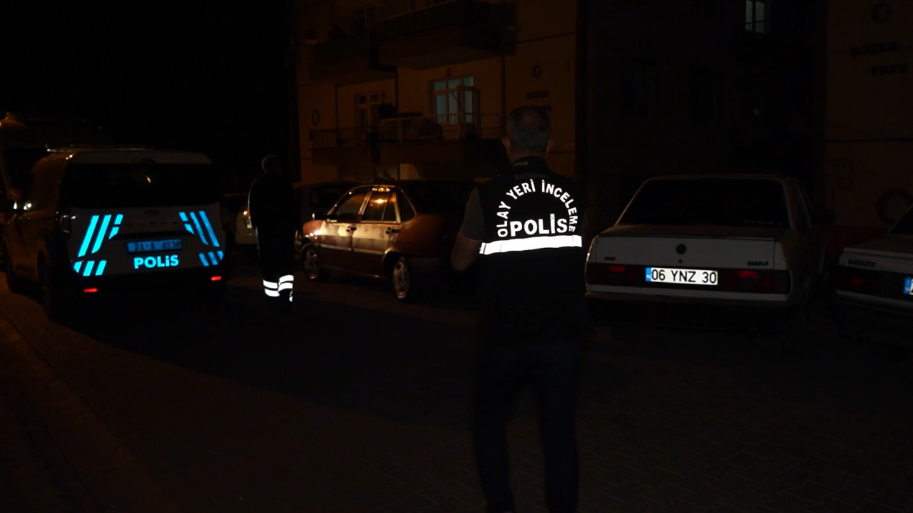 Alkollü gencin öfkesi kanlı bitti: Babasını darp edip kendini yaraladı