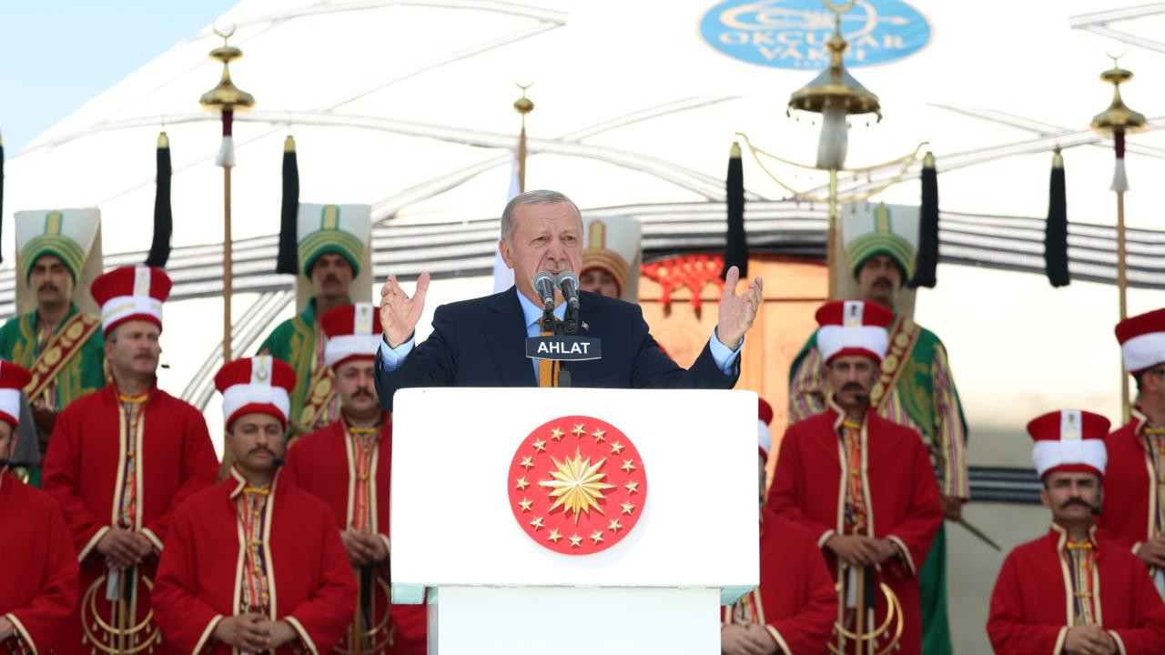 Cumhurbaşkanı Erdoğan'dan önemli mesaj: "Cumhuriyet tarihimizin rekorunu kırdık"
