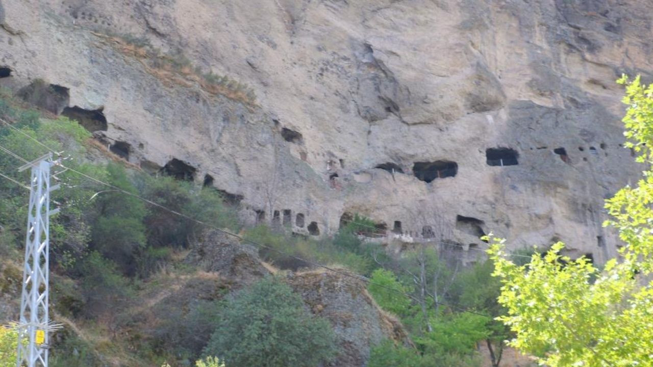 Güdül’ün saklı tarihi: İnönü Mağaraları yoğun ilgi görüyor