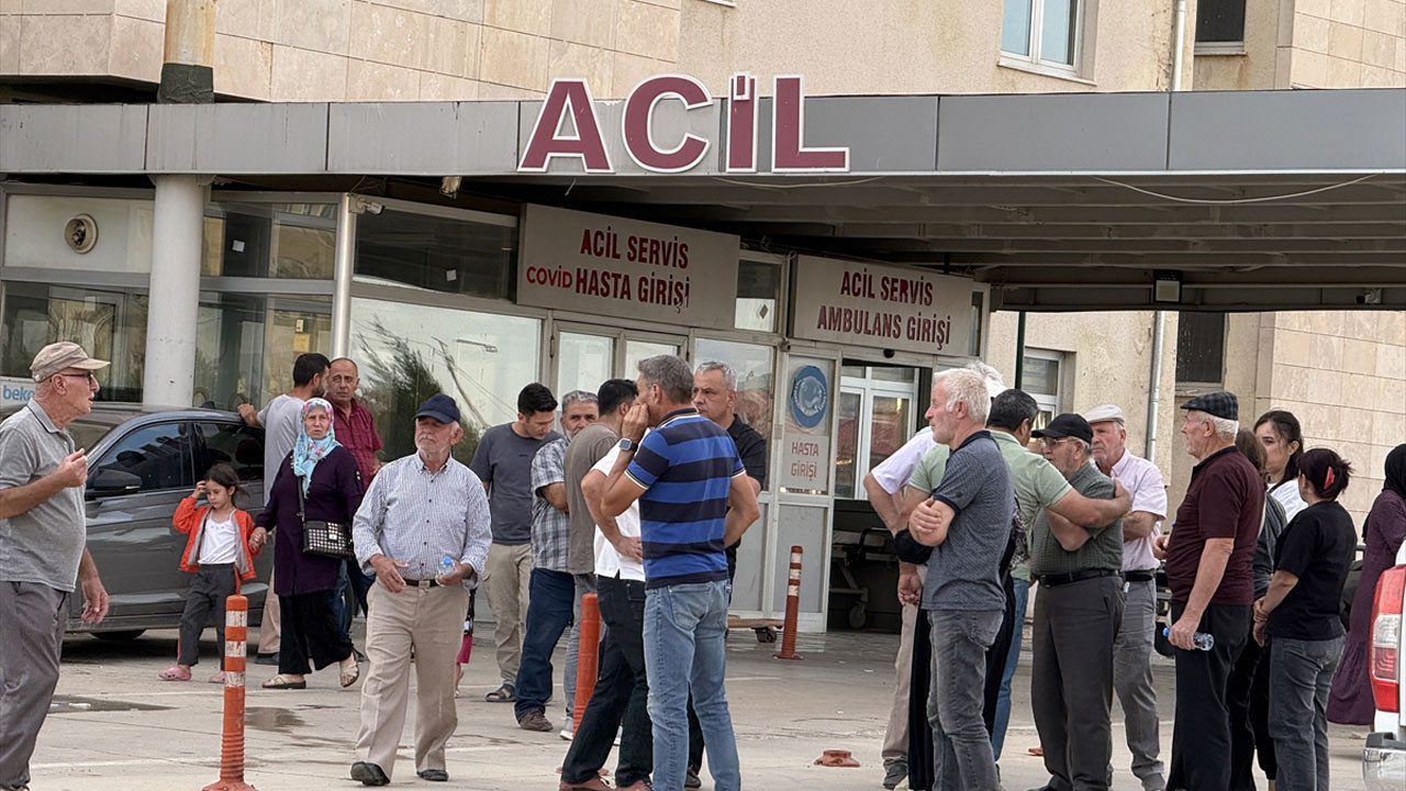 Yozgat'ta otomobil okul bahçesine uçtu: 1 yaralı