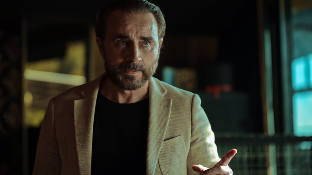 Deha dizisi hakim kimdir, Cenk Kangöz başka nerelerde oynamıştır?