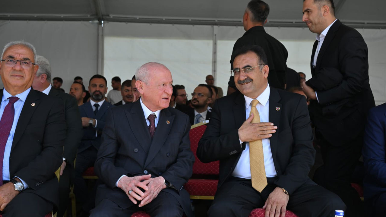 Bahçeli'den DEM'li başkana Ankara çağrısı