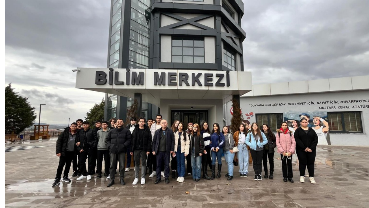 Resimden kimyaya, kodlamadan satranca: Kırıkkale’de eğitim kursları başladı!