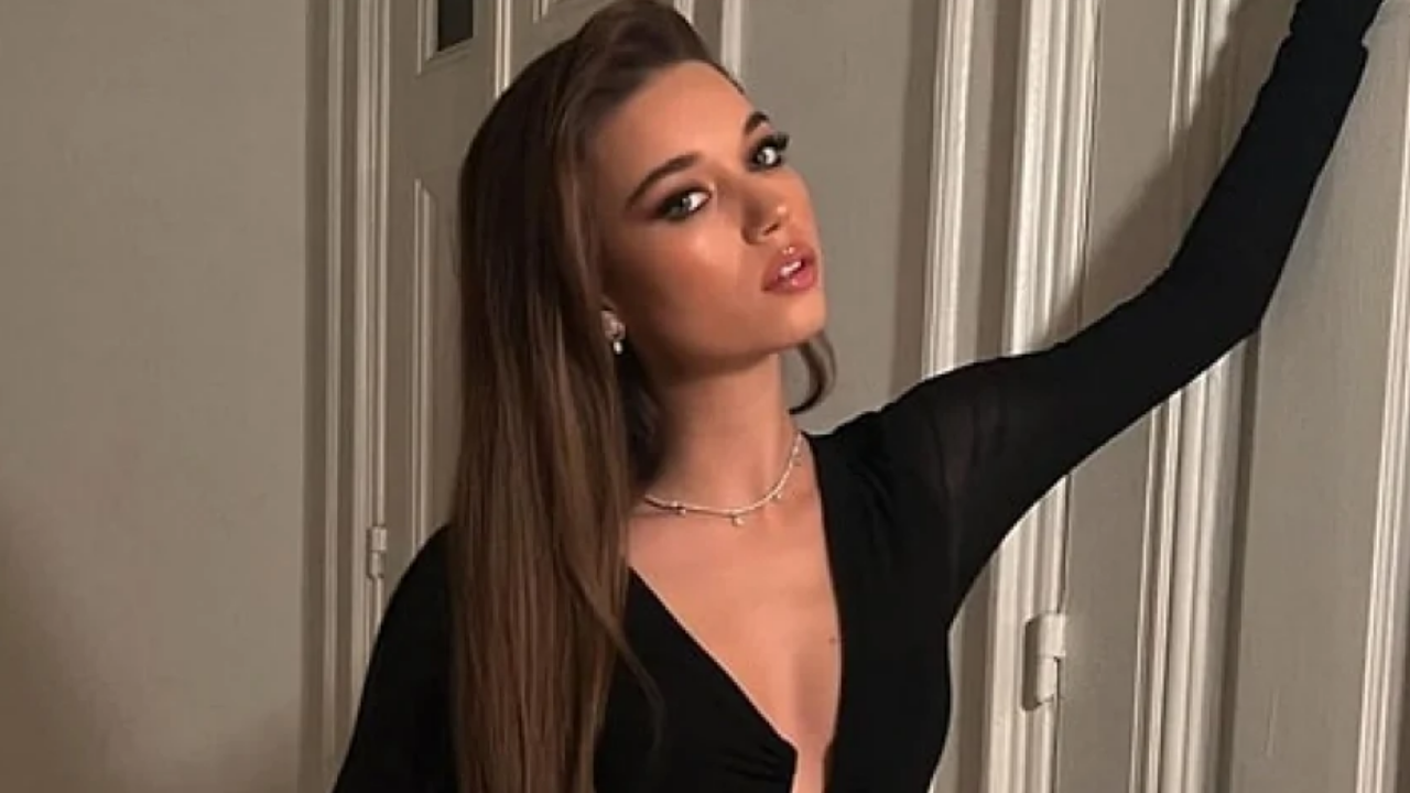 Afra Saraçoğlu: Türk dizi ve sinema dünyasının parlayan yıldızı