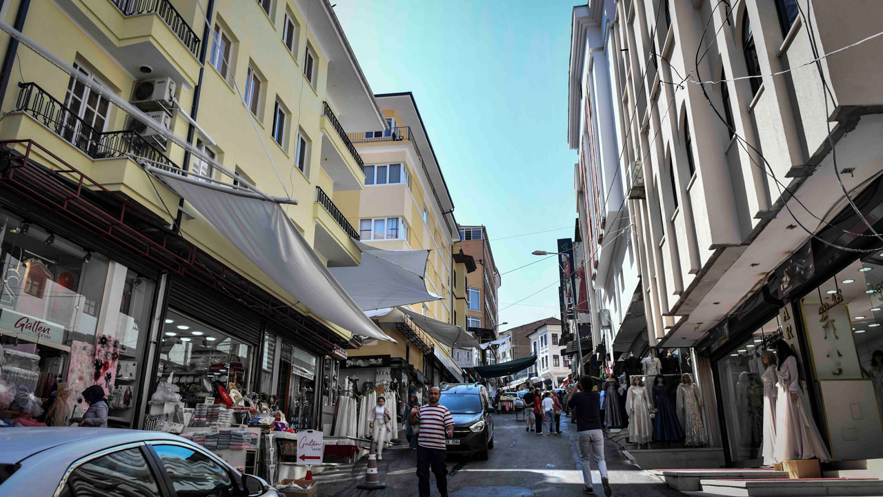 Ulus'ta tartışmaların gölgesinde yeni çalışma! Çıkrıkçılar Yokuşu yenileniyor
