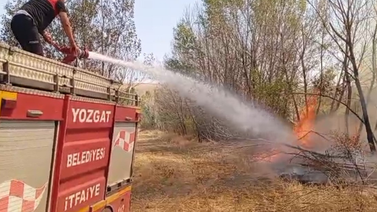 Yozgat’ta peş peşe yangın alarmı: 500 dönüm arazi kül oldu!