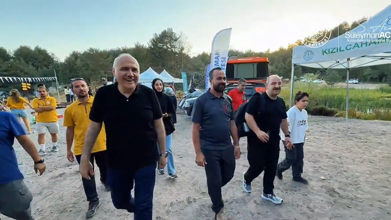 Kızılcahamam Belediyesi ve Ayı Yemeği ekibi "Atıksız Kamp" etkinliğinde doğaya sahip çıktı!