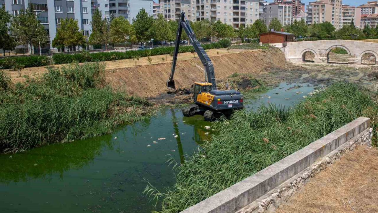 Kırşehir’de Selgah Deresi düzenleniyor: Taşkın riski ortadan kalkıyor