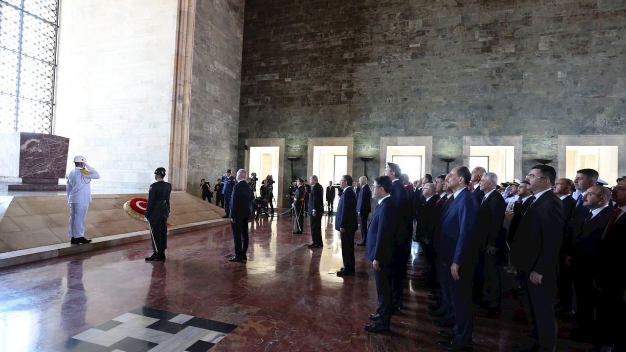 Başkentte bir haftalık gündem: Kazalar, siyasi tepkiler ve Zafer Bayramı kutlamaları