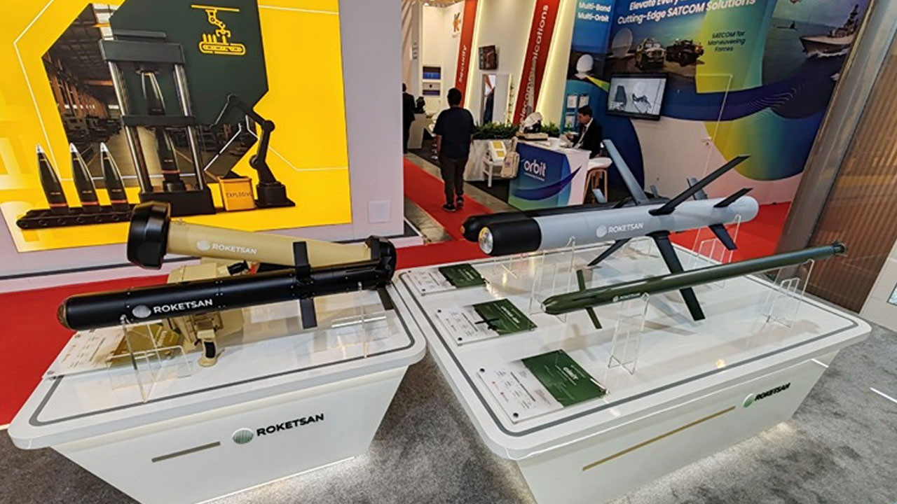 Roketsan, Polonya fuarında Türkiye’nin savunma gücünü sergiliyor