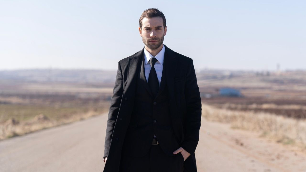 Sahipsizler'in Devran'ı Burak Berkay Akgül kimdir, hangi dizilerde oynamıştır?