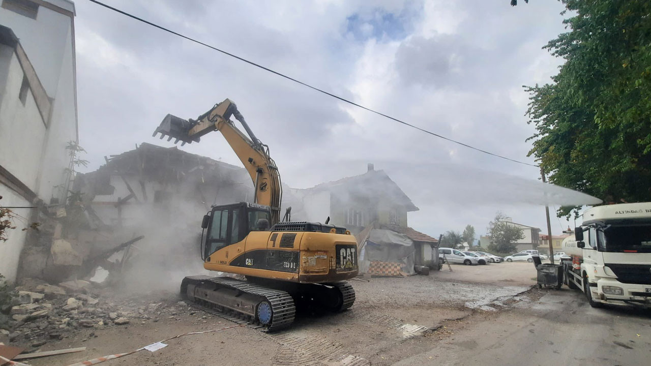 Altındağ Belediyesi metruk yapılarla mücadeleyi sürdürüyor