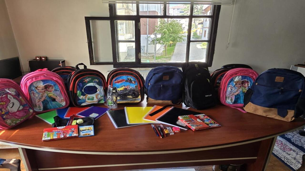 Yozgat Belediyesinden 400 öğrenciye kırtasiye desteği