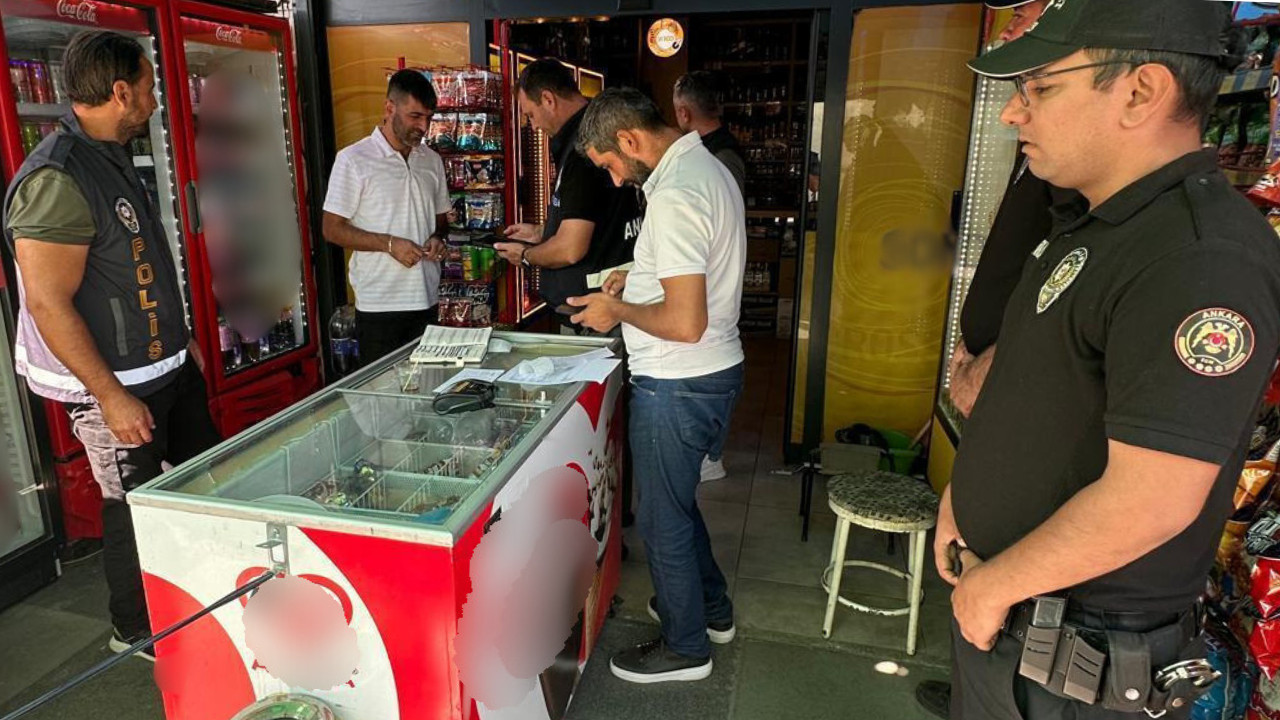 Keçiören’de okul önlerinde güvenlik alarmı! Polis ve çocuk şube denetimde