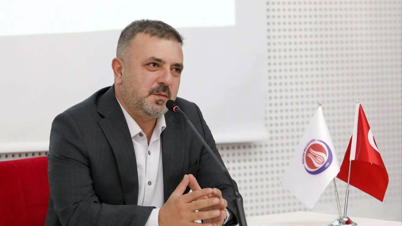 Başkan Ercan’dan ABB’ye altyapı tepkisi! “Yıllardır yapılmayan altyapı vatandaşa kaldı"