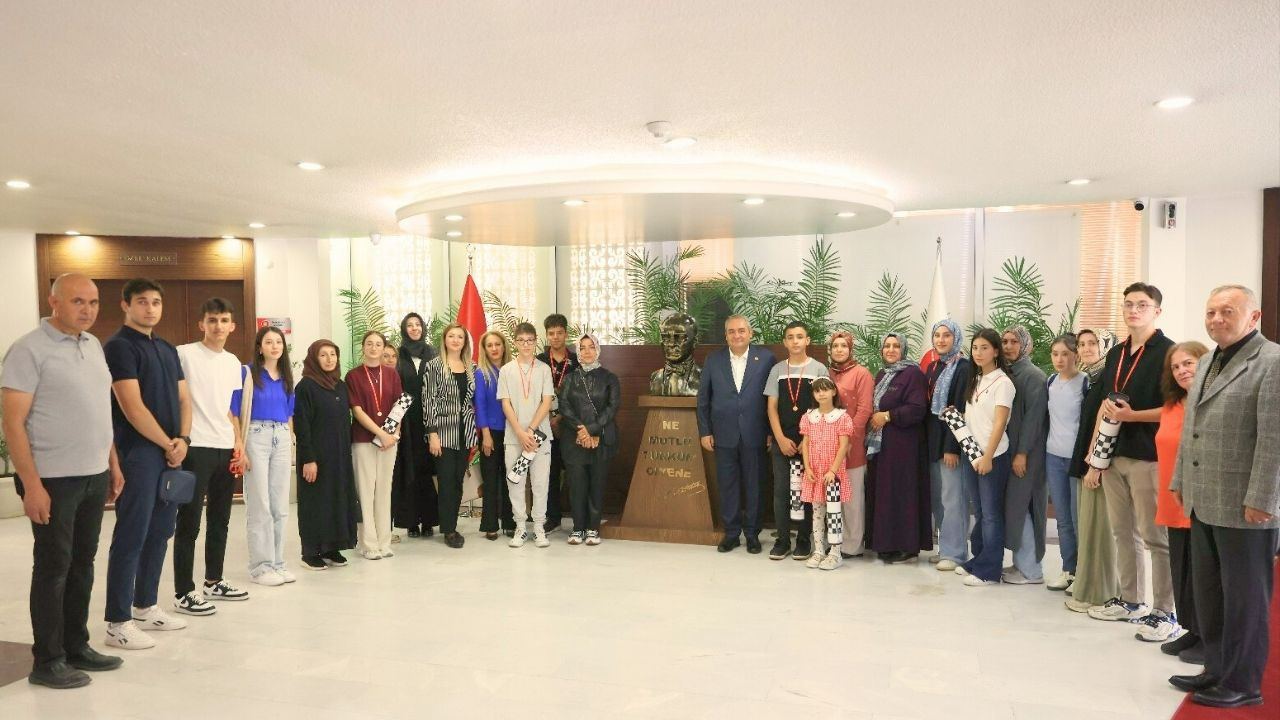 Keçiören Belediyesi Eğitim Merkezi’nden büyük başarı! Öğrenciler hedeflerine ulaştı