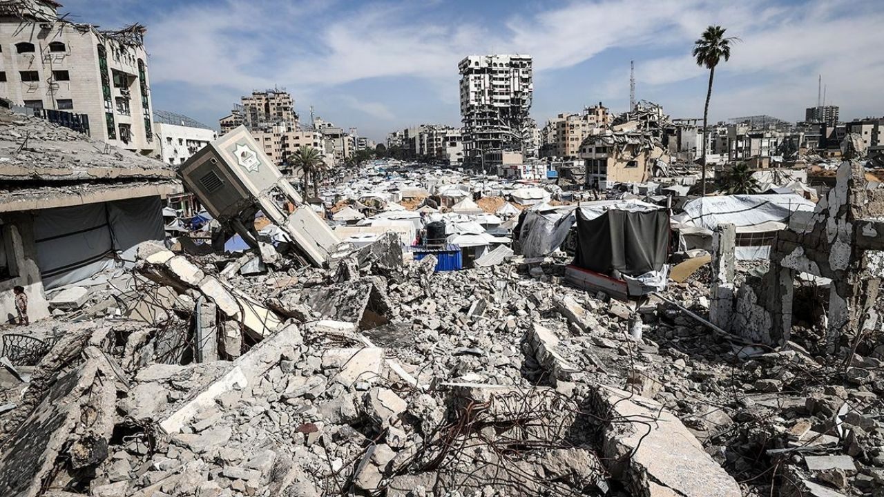 İsrail ordusu, Gazze'de saldırı üstüne saldırı yapıyor