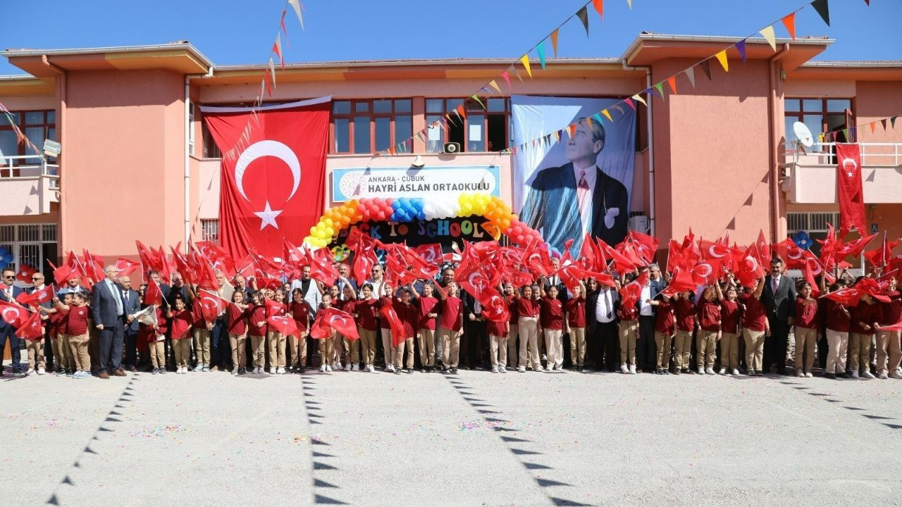 Çubuk’ta İlköğretim Haftası coşkuyla kutlandı