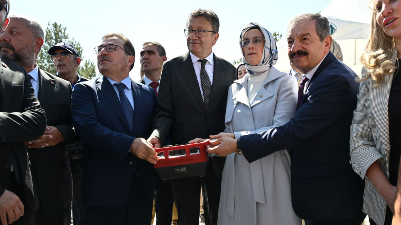 Altındağ’da temeller atıldı! Karacaören Mahallesi'ne 3 dev yatırım