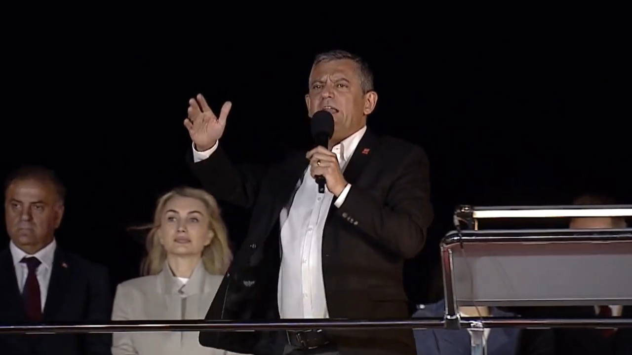 Özgür Özel'den "Akın Gürlek" çıkışı: AK Parti'nin yargı kolları başkanı!
