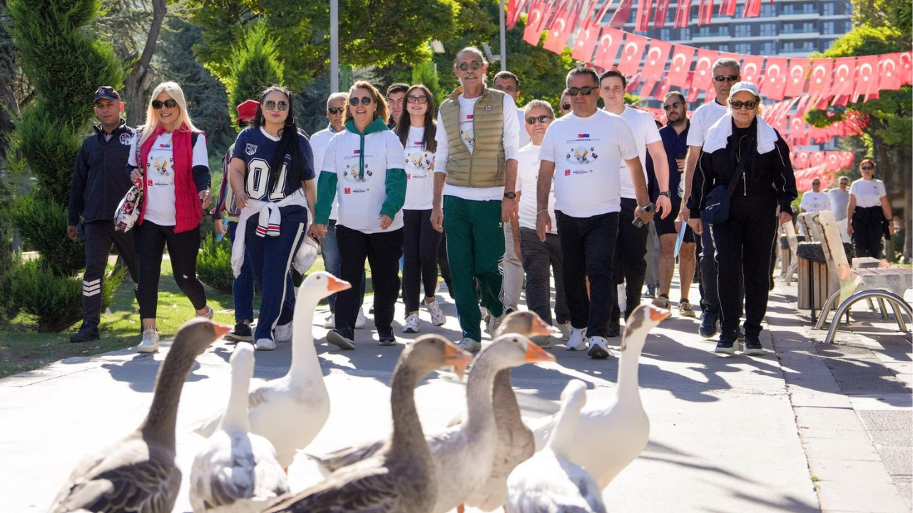 Göksu Parkı’nda yürüyüş buluşması! Beşikcioğlu hemşehrileriyle sahada