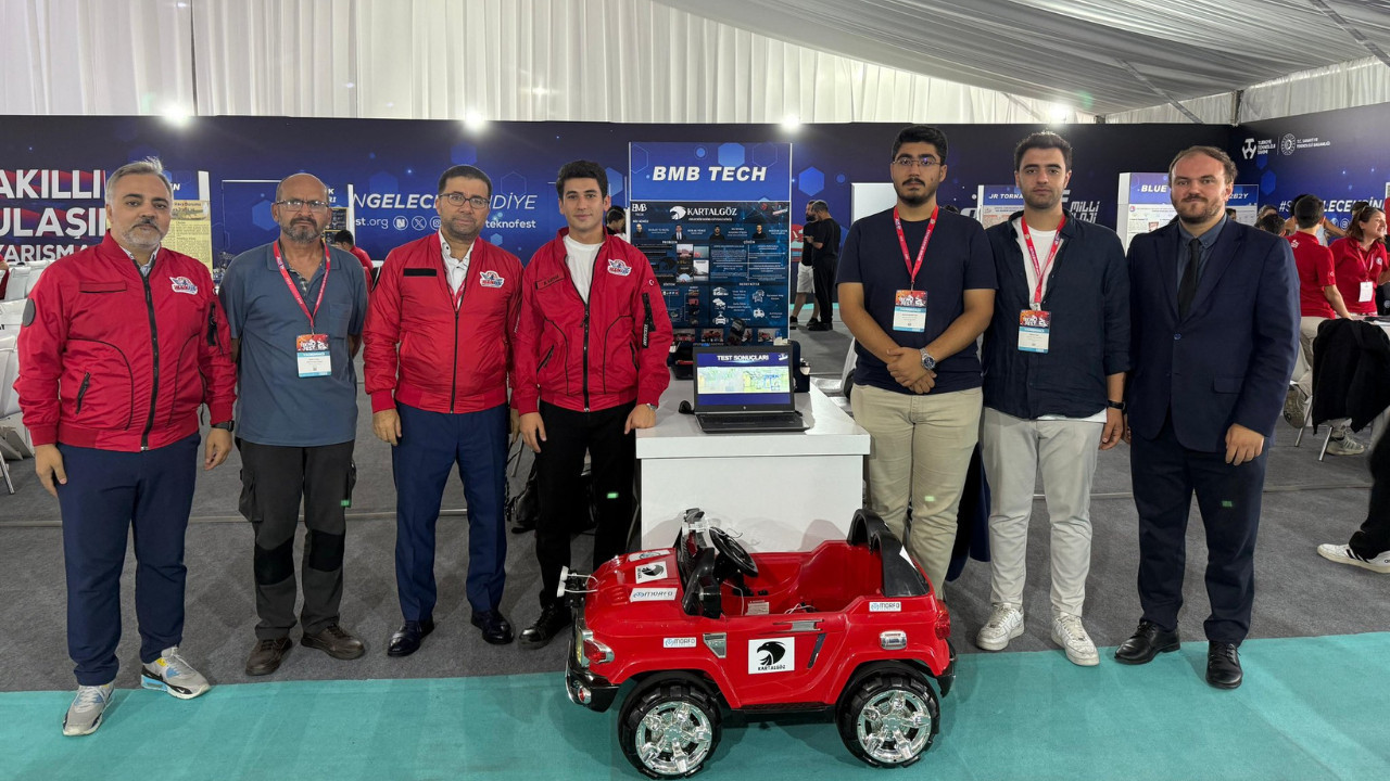 Ankaralı gençler TEKNOFEST’te tarihe geçti! İki ödül birden
