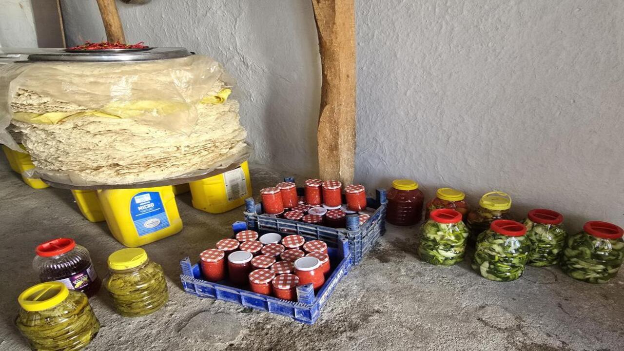 Yozgat’ta kış teyakkuzu: O ikili, kilerlerdeki yerine kuruldu