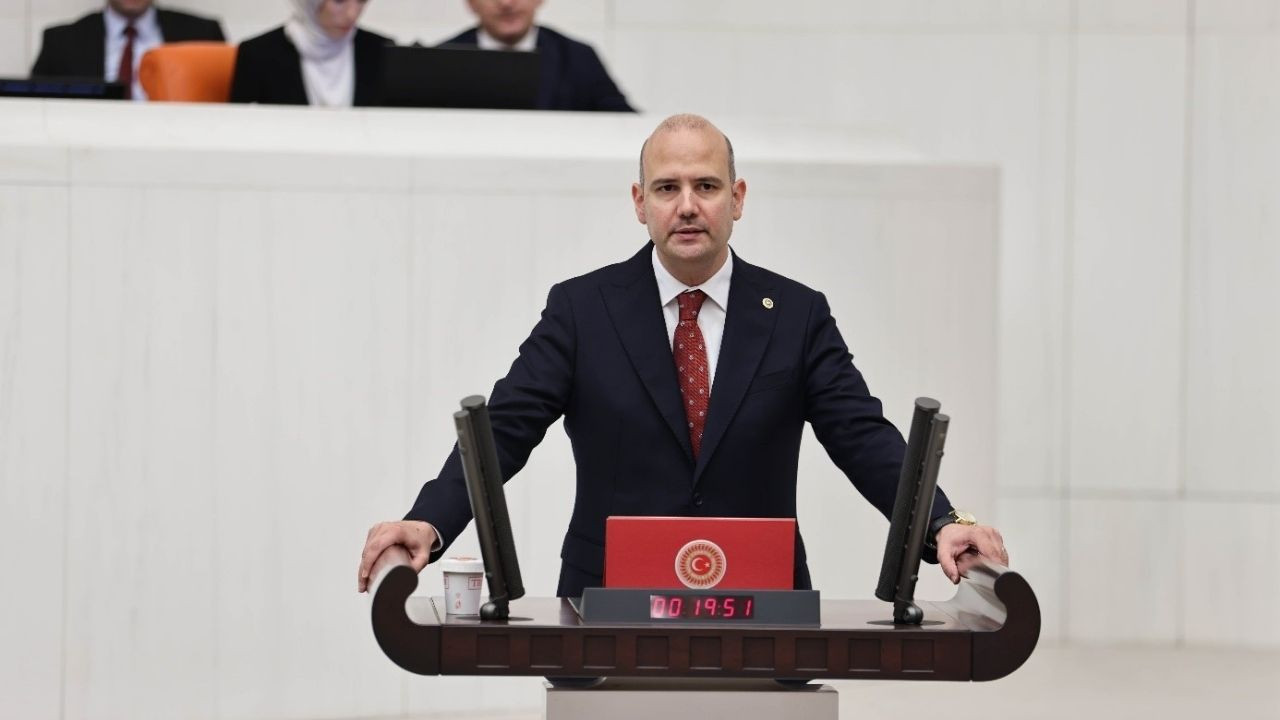 Ömer İleri kimdir? Hangi görevlerde bulundu?