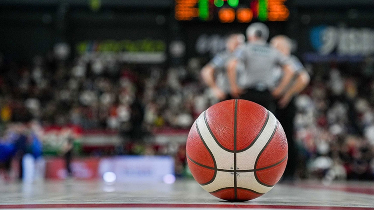 Basketbolseverler ekran başına: Lig maçları şifresiz yayınlanacak