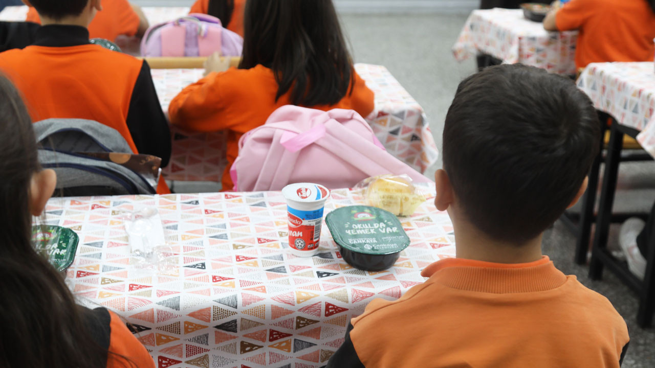 2 bin ilkokul öğrencisinin sıcak yemeği Çankaya Belediyesinden