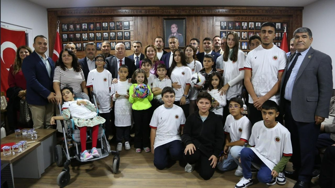 Etimesgut Kaymakamı Gevrek, gazilerle bir araya geldi